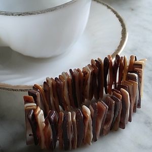 Mother of Pearl Shell Bracelet